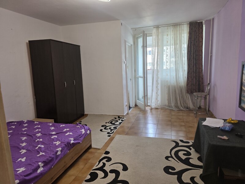 Basarabia cu Nicolae Grigorescu, pe Nicolae Sebe, 10 minute metrou,