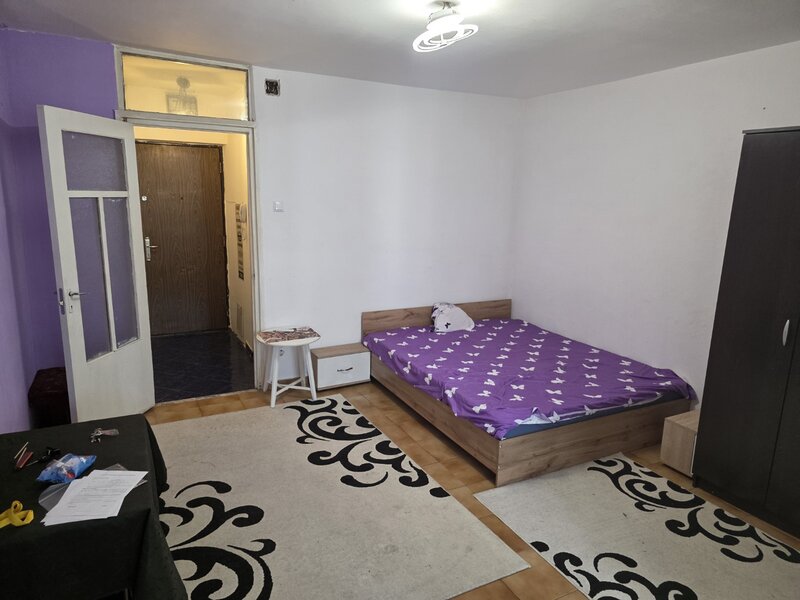 Basarabia cu Nicolae Grigorescu, pe Nicolae Sebe, 10 minute metrou,